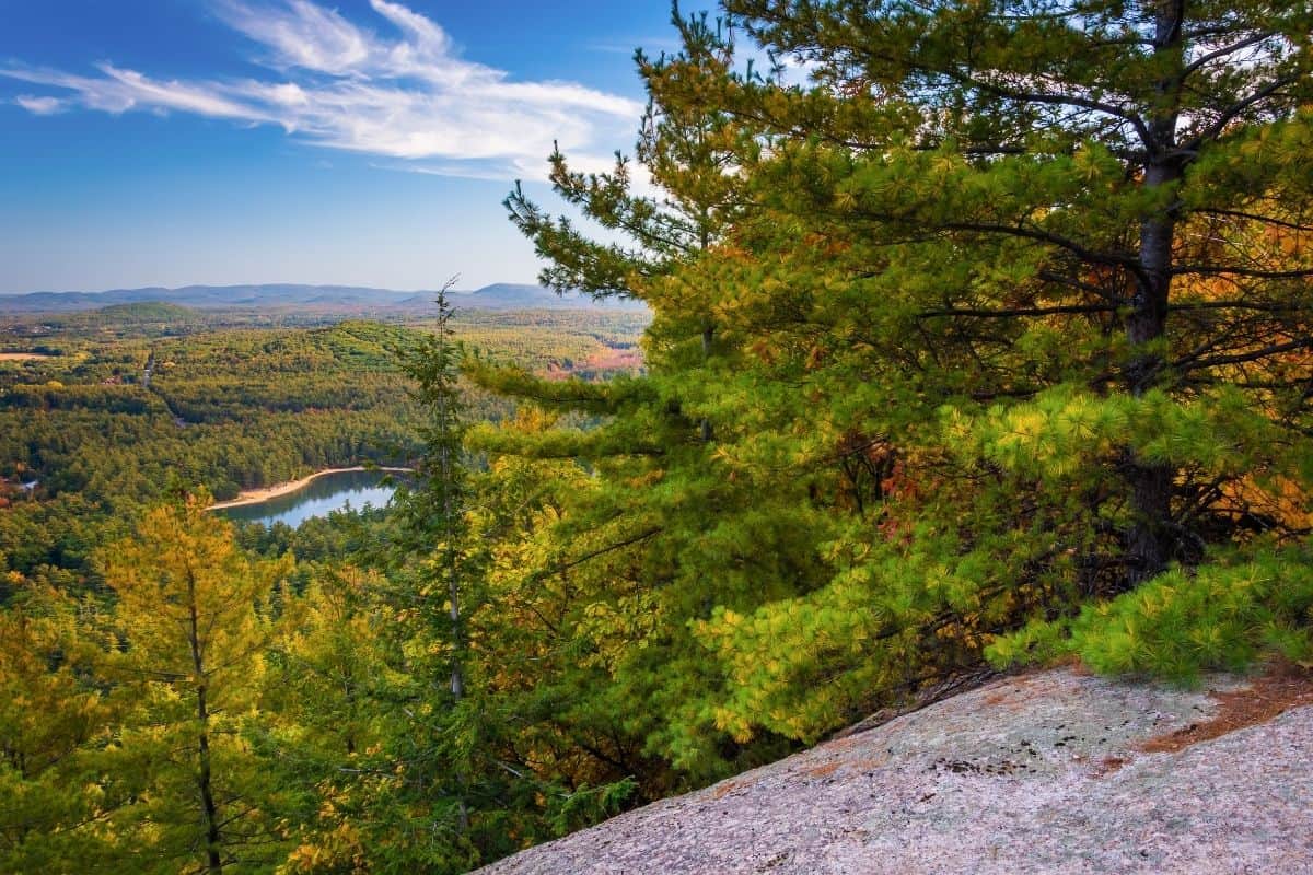 Overlook view of Echo Lake and forest from Cathedral Ledge in the White Mountains in the fall